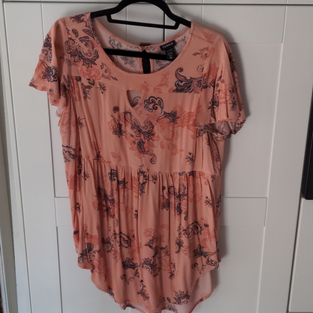 Torrid top size 00